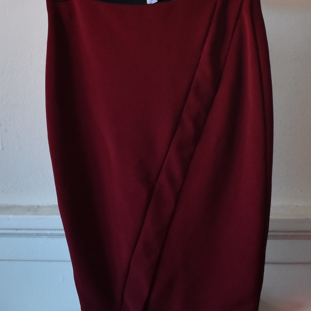 Women’s Zara Wine Midi Bodycon Skirt